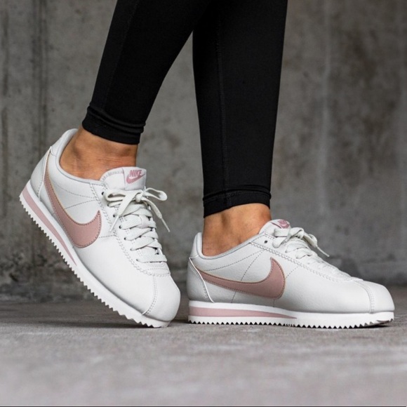 Nike Shoes - Nike Women's Classic Cortez Leather